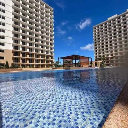 Seo Staycation Мактан Екстериор снимка